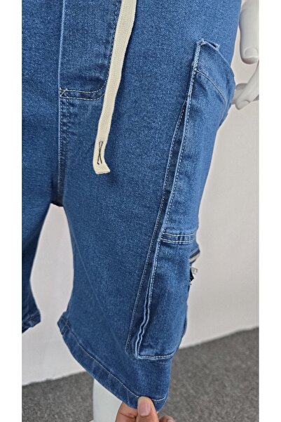 Red Planet Men’s Denim Shorts with Side Pockets