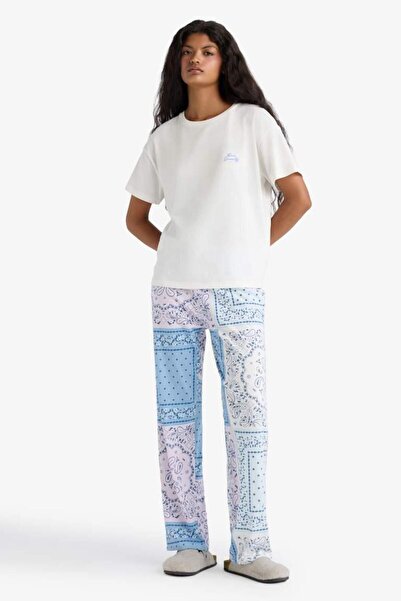 DeFacto Pijama Takımı Regular Fit Kısa Kollu Üst Desenli Uzun Alt-Fall in Love (25 AU)