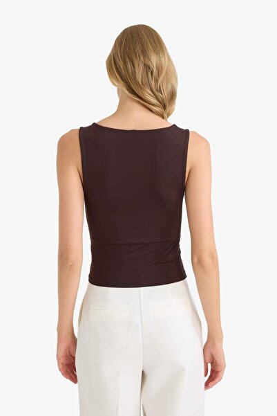 DeFacto Slim Fit Dar Kesim Basic Düz Kare Yaka Atlet C2622AX25AU