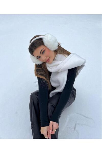 Wearflawless 2-Piece Set Plush Earmuffs and Soft Scarf Set, Winter Earmuffs and Scarf Set