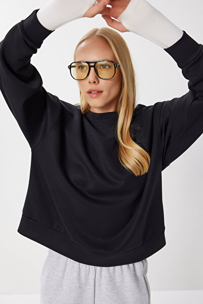 Lovelyİstanbul Osnovni Mekana Modal majica LUB0245 CRNA