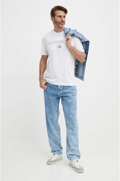 Tommy Hilfiger Men's Chest Print Logo T-Shirt