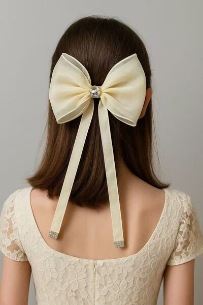 MD Moda Accessories مشبك شعر بفيونكة بلون كريمي مع تفاصيل حجرية