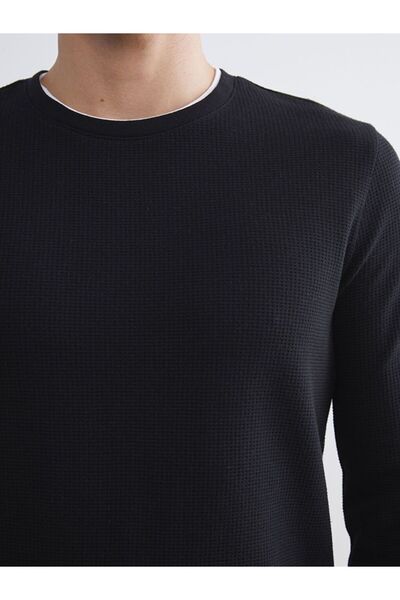 LC Waikiki LCWAIKIKI Classic Uzun Kollu Dokulu Erkek Tişört