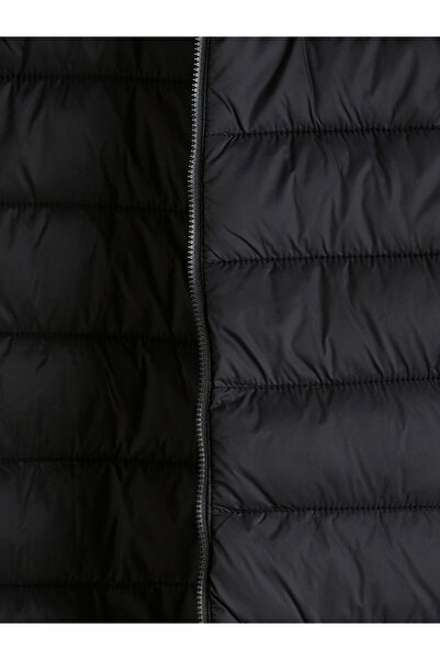 LC Waikiki Hooded Boy's Puffer Coat