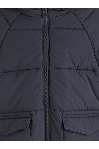 LC Waikiki Sparkling Choices from Shining Store | Hooded Lined Boy's Coat