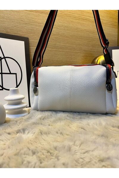 MODANTA Dynamic Style Comfortable and Lightweight Crossbody Unisex Shoulder Bag