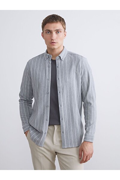 LC Waikiki قميص LCW Vision Slim Fit بأكمام طويلة مخطط للرجال