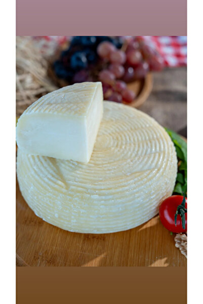 uslu şarküteri ve mandıra Keçi kelle peyniri %100 (2x500gr. vakumlu)