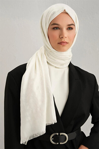 Armine Viscon Houndstooth Pattern Shawl 3 11