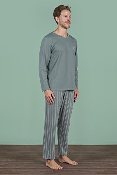 Pijadore Ανδρικό σετ πιτζάμες με μακρυμάνικο στρογγυλό λαιμόκοψη σε πράσινο χρώμα με λεπτομέρεια ριγέ C0T4N91