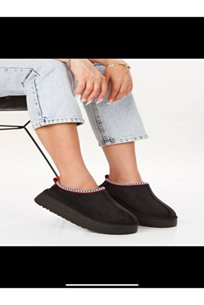 Mia Kadın tüylü bot