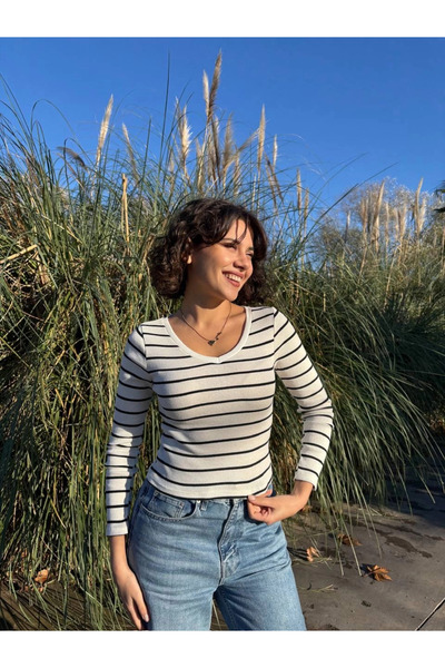 Ethab Ticaret V-Neck Striped Blouse White