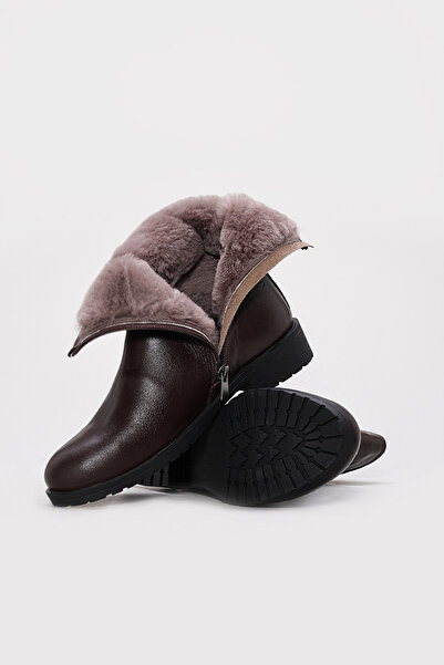 Ayakkabıhane حذاء نسائي كلاسيكي أنيق من الجلد الطبيعي باللون البني مع فرو من ...