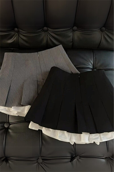 Karakedi Fusta neagră plisată albă