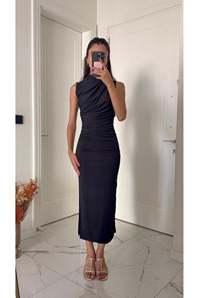 Solie فستان بفتحة بدون أكمام مع ثنيات