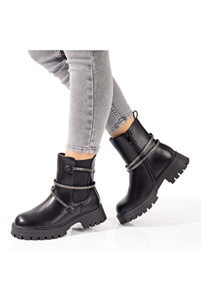 Modlet.ro Women's black boots with metallic details MOD10716