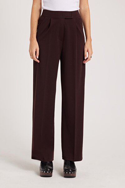 Tudors Kadın Regular Fit Klasik Kesim Cırt Kapamalı Geniş Paça Kahverengi Pantolon