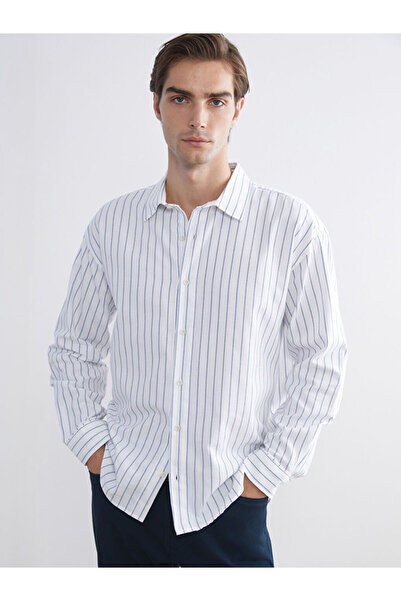 LC Waikiki Λευκό άνετο ανδρικό πουκάμισο με μακρυμάνικο ριγέ σχέδιο