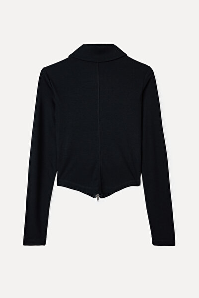 Mudo Fitted Zippered Blouse