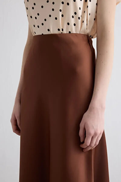 Gusto Verev Cut Long Satin Skirt - Tan