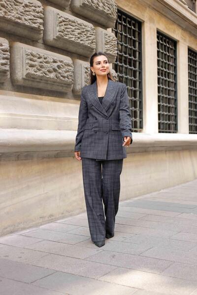 LOVELF 6 Düğmeli Kruvaze Ekose Takım Lacivert