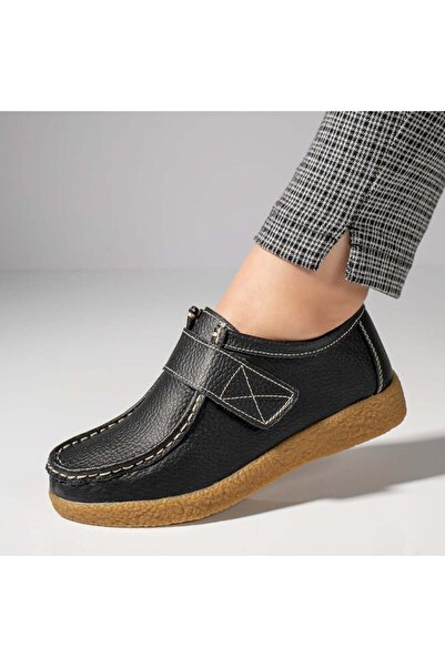 Modlet.ro Pantofi sport negri pentru femei, cu talpă joasă, din piele MOD06086