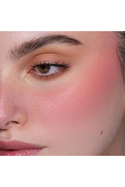 loça Liquid Blush in Pink Red from Loca Blush - 04 Peachy Pink