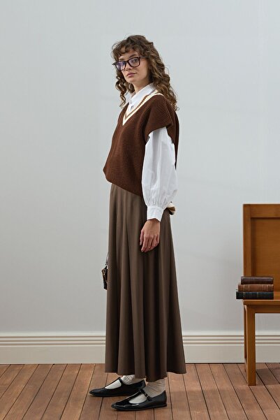 Ceylan Otantik Bitter Brown V-Neck Sweater