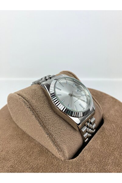 Mazzy Round Classic Model Calendar Steel Men's Wristwatch