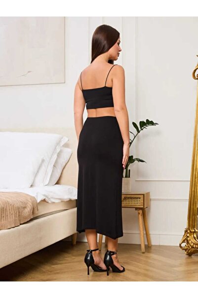 LİRONA Εσωτερική επένδυση φούστας πλήρους μήκους Εσωτερική επένδυση φούστας από μαλακό ύφασμα που δεν καίνεται, δεν σκιώνεται, δεν εκπέμπει ιδρώτα, χωρίς ίχνη από λάστιχο