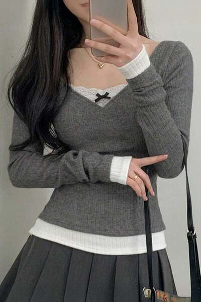 Karakedi Y2K Long Sleeve Blouse with Lace Bow Collar and Additional White Detail