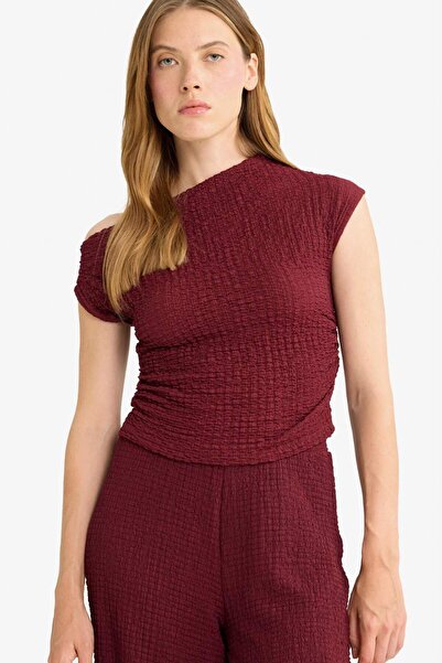 DeFacto Slim Fit Dar Kesim Tek Omuzlu Bürümcük Bluz G2703AX25AU