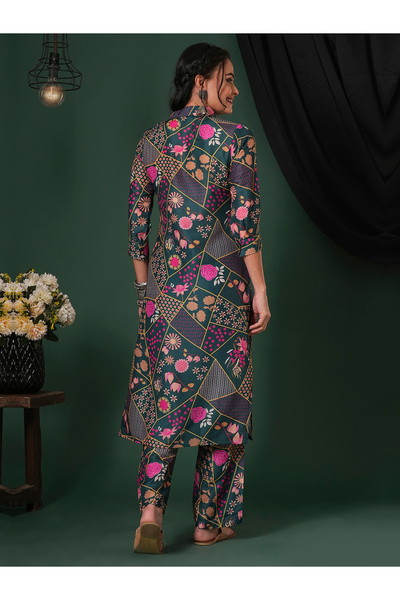Globus By Styli Green Abstract Print Shirt Collar Kurta and Pants Fusion Set
