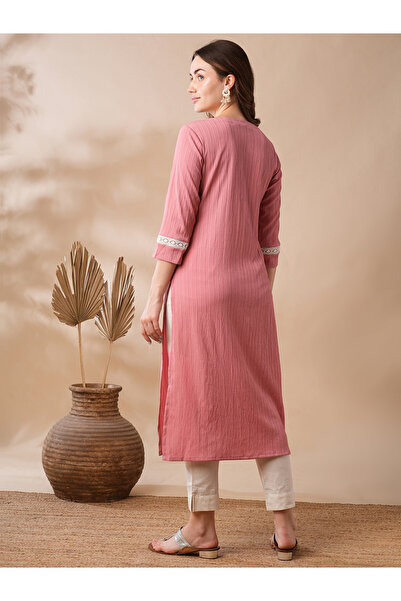 Globus By Styli Women Pink Sequined Embroidered Straight Kurta