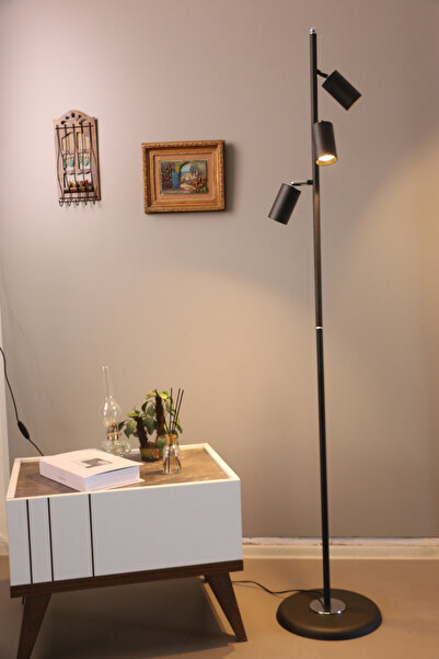 Luzarana Bella Siyah Lambader Hareketli Başlık – Modern Dekoratif Metal Tasarım Şık Ledli Yerden Aydınlatma