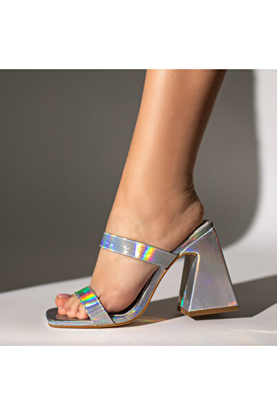 Modlet.ro Muli argintii cu toc gros pentru femei MOD09164