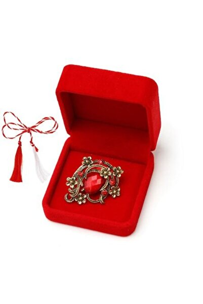 OEM Martisor brosa vintage cu pietre fatetate in cutie de catifea, rosu