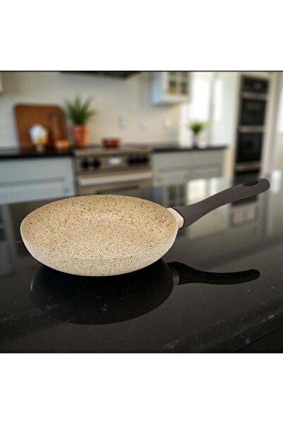 Danube Home Essential Fry Pan 28cm – Non-Stick PFOA-Free Frying Pan, Induction Safe, Easy Grip