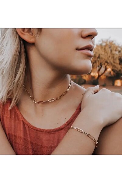 derokas طقم من قطعتين من الفولاذ المقاوم للصدأ يتضمن قلادة وسوار للنساء، أنيق وراقٍ لا يفقد لونه
