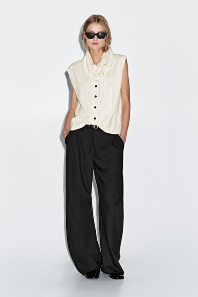 Massimo Dutti Fular detaylı %100 yün yelek