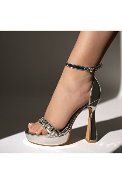 Modlet.ro Sandale cu platformă și toc argintiu pentru femei MOD08838