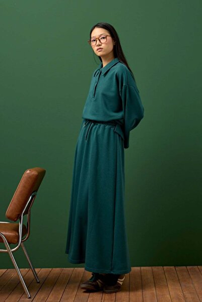 Ceylan Otantik Zümrüt 3 Thread Neckline Bodysuit & Skirt Set