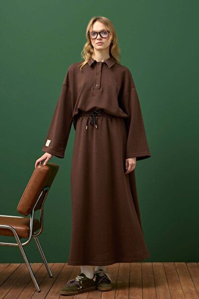 Ceylan Otantik Σετ σοκολατένιο μπούστο και φούστα με λαιμόκοψη με 3 κλωστές