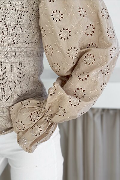 FEMELLE Beige Fisto Embroidered Detailed Knitwear Blouse Standard Size