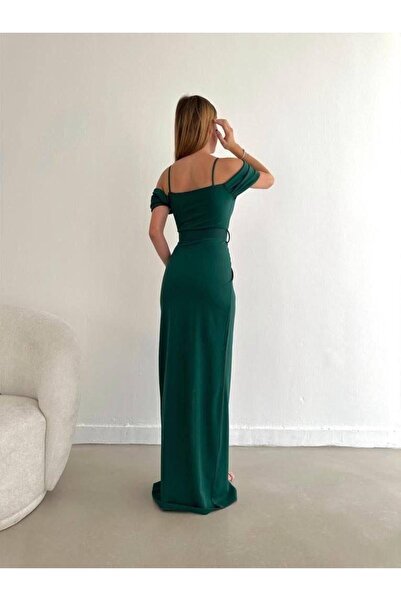 Modafeminen Düşük Omuz Yırtmaçlı Kemerli Elbise 582134 Zümrüt