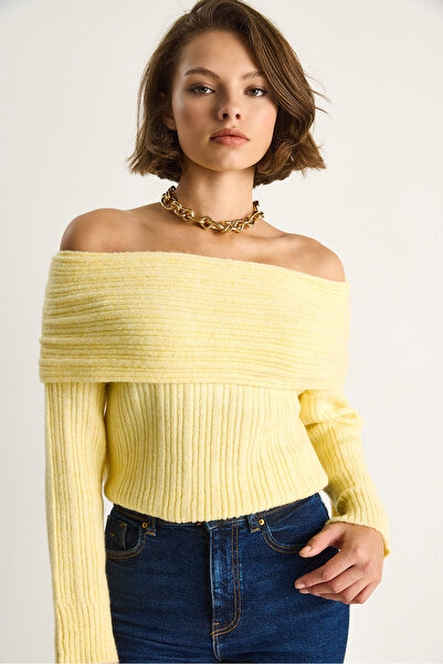 Bianco Lucci Kadın Degaje Yaka Kazak