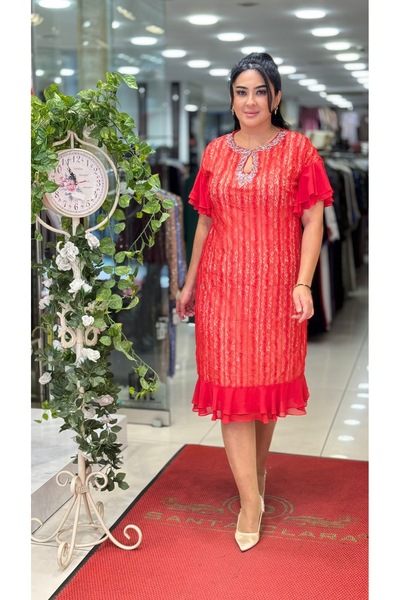 live forever Büyük Beden Kırmızı Abiye Elbise – Büzgülü/Fırfırlı Kol Şık Gece ve Davet Elbisesi