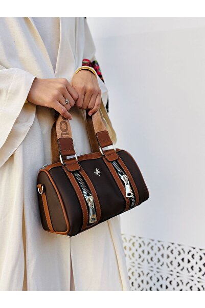 Çanta Trend حقيبة يد نسائية بحزام كتف من ميامي بولو كلوب مع إكسسوارات بسحاب