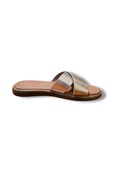 BARONES SHOES شباشب نسائية من الجلد الطبيعي بحزام متقاطع معدني برونزي